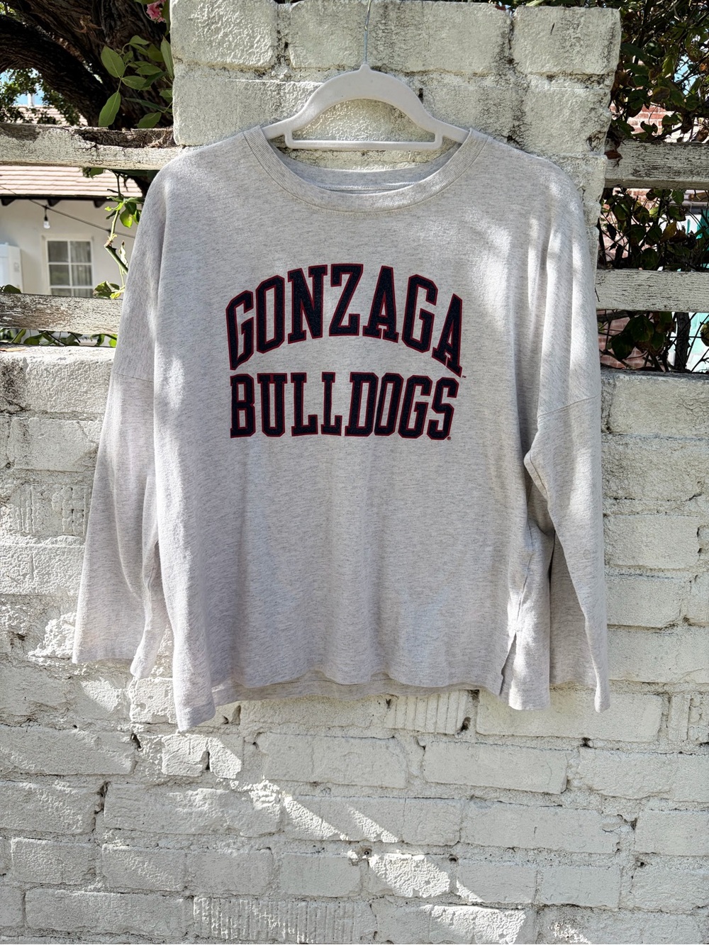 Gonzaga University Bulldogs Gray Crewneck t shirt